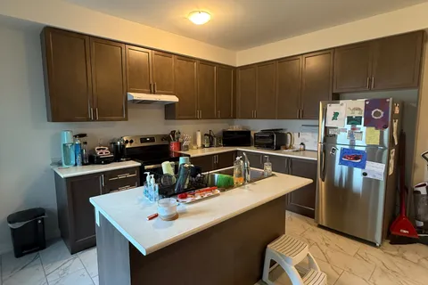 3 Federica Crescent, ON L9Z 0N5