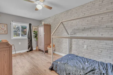 2165 TOWN Line, ON L0K 1E0