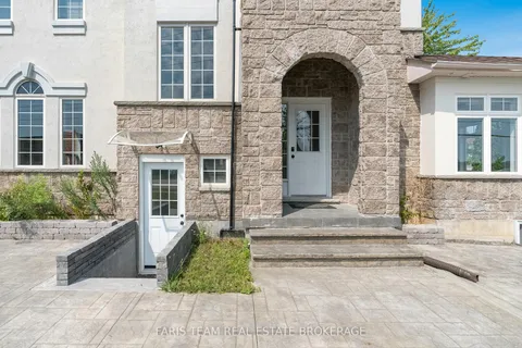 2 Vanessa Drive, ON L3V 7Y8