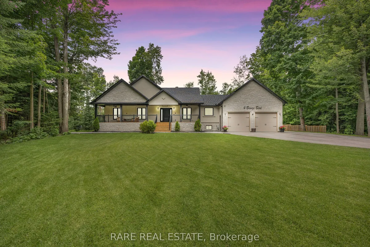 4 Bronze Bird Crescent, ON L0M 1N0