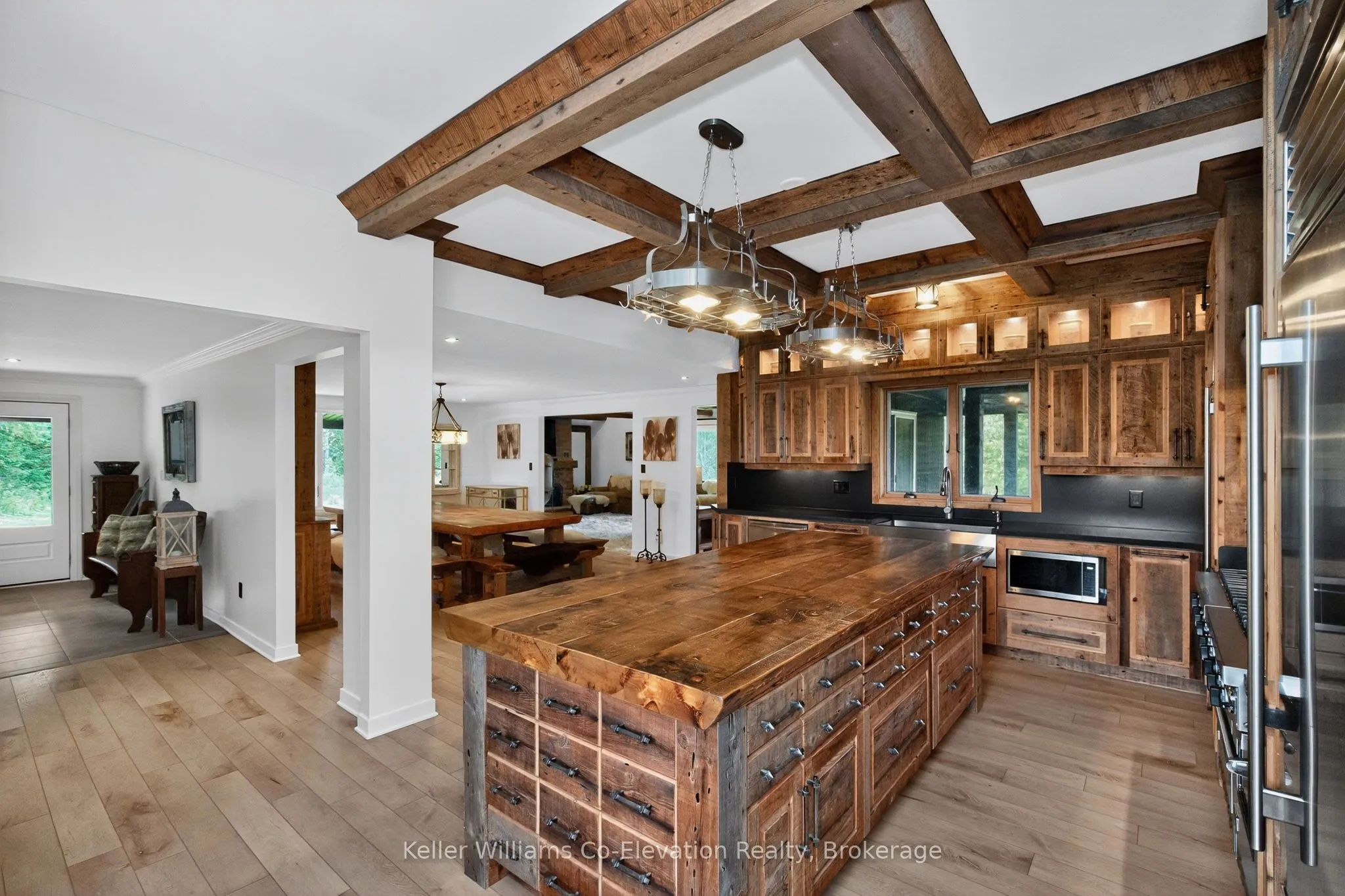 1076 Beaver Lane, ON L9X 0M1