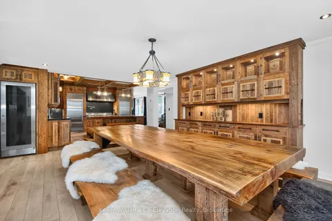 1076 Beaver Lane, ON L9X 0M1