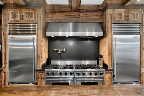 1076 Beaver Lane, ON L9X 0M1