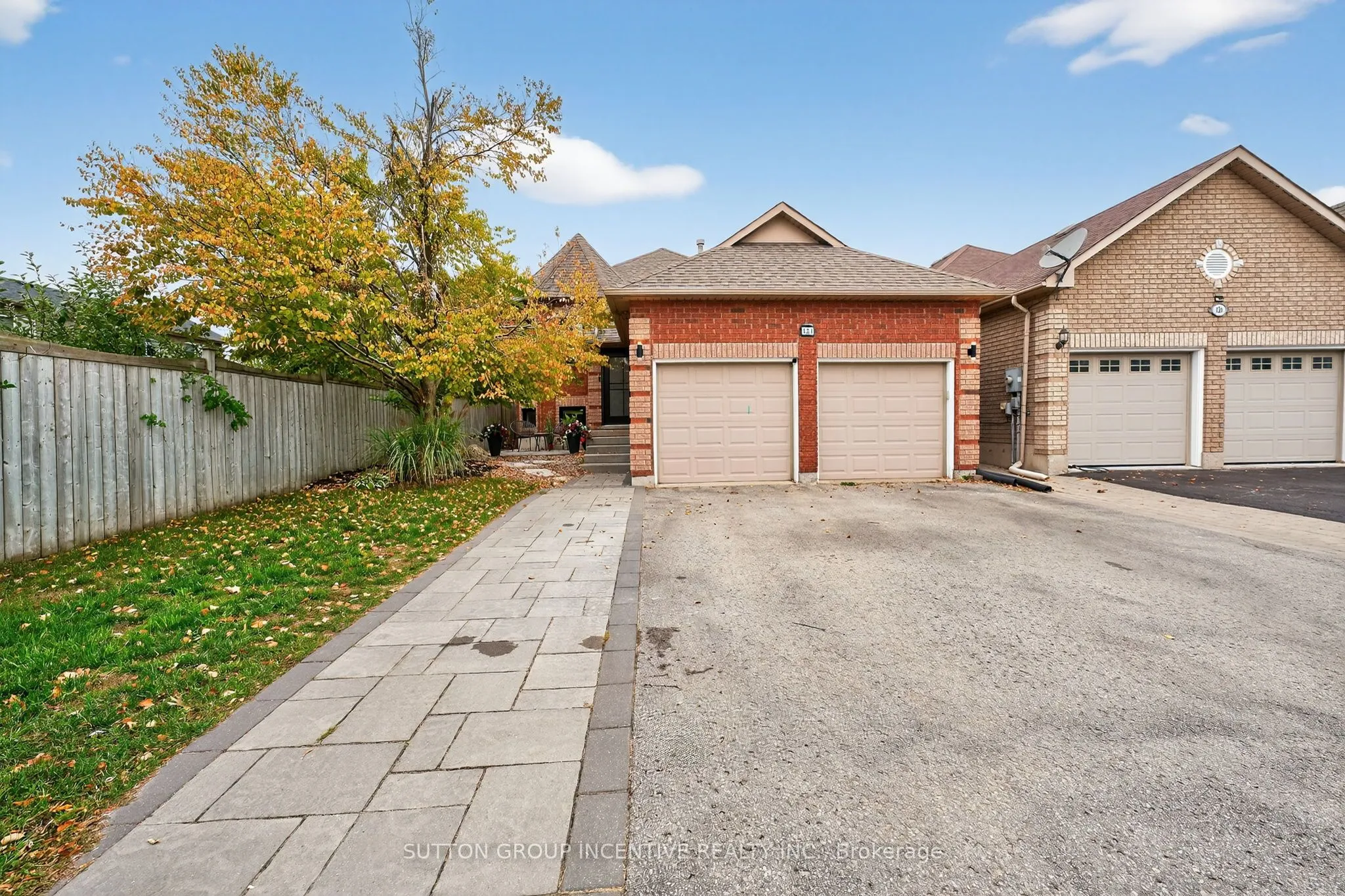 124 Hanmer Street, ON L4M 6V9