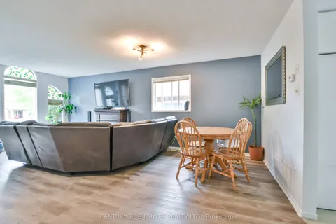 37 Nicholson Drive, ON L4N 8L7