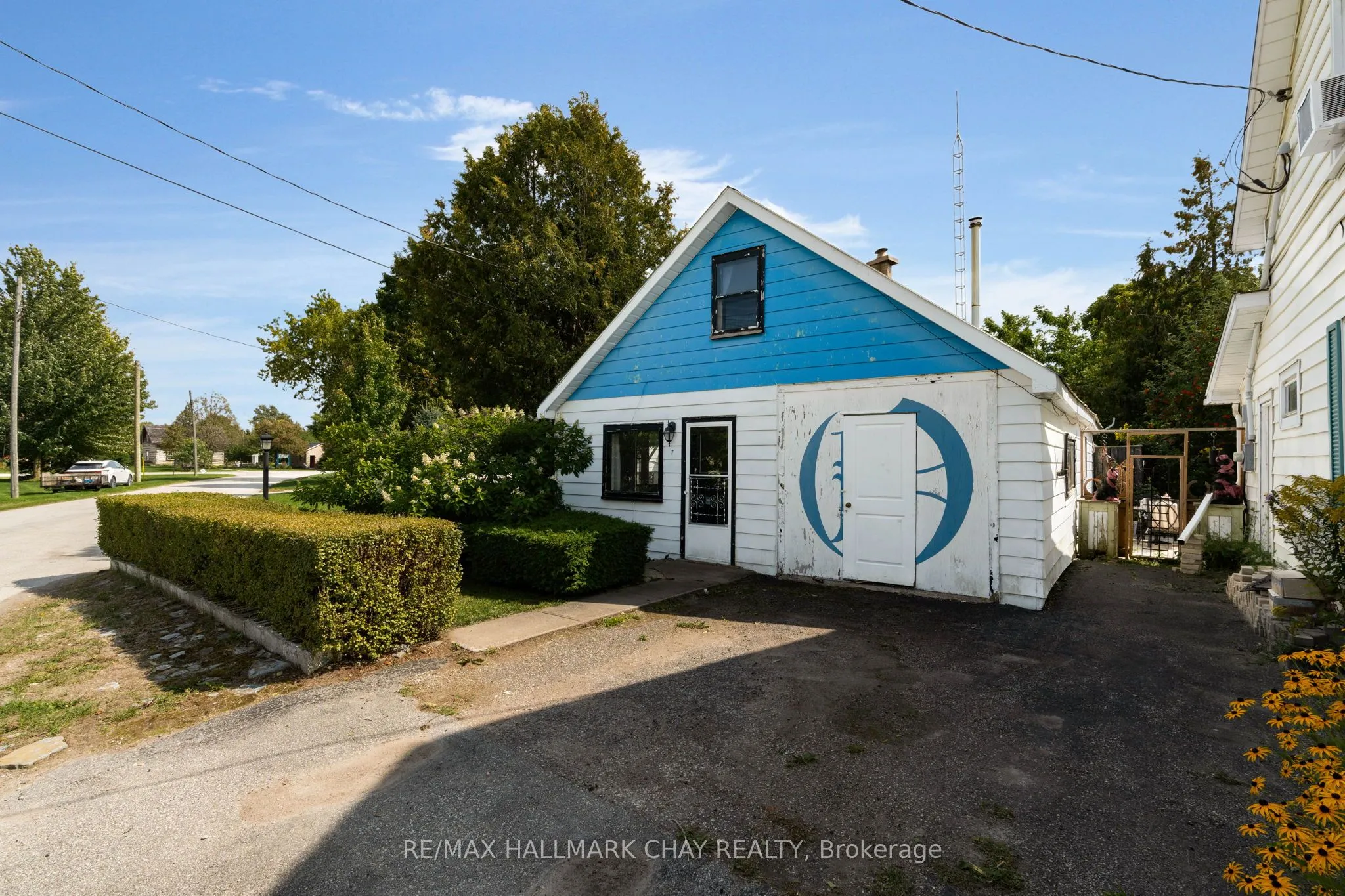 7 Caroline Street, ON L0M 1G0