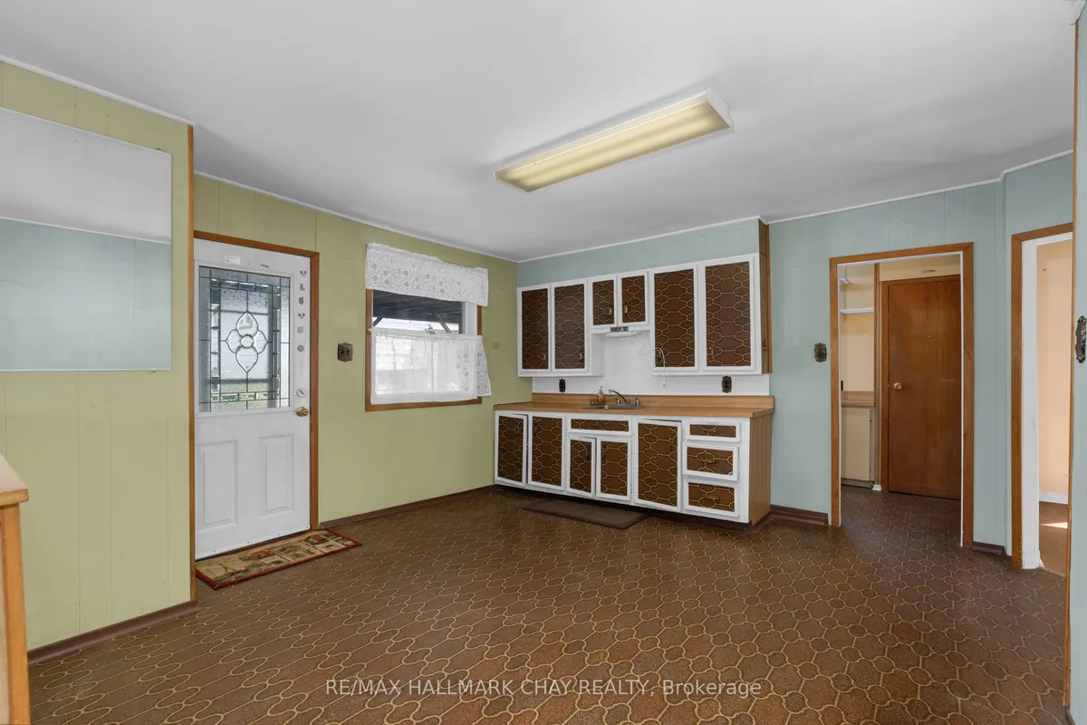 7 Caroline Street, ON L0M 1G0