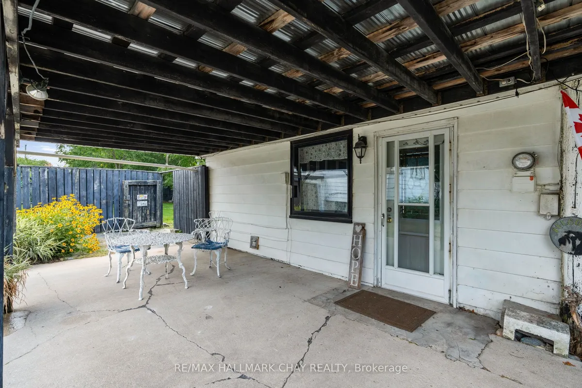 7 Caroline Street, ON L0M 1G0