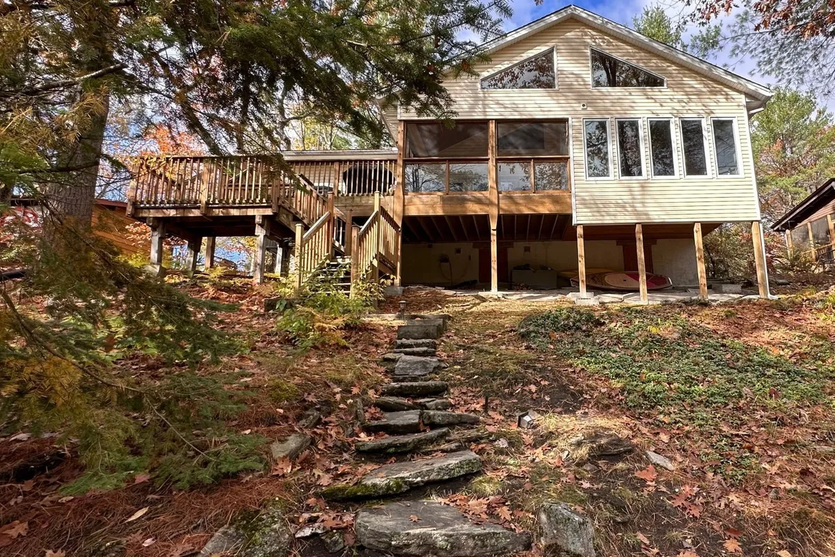 3309 Riverdale Drive, ON L0K 2B0