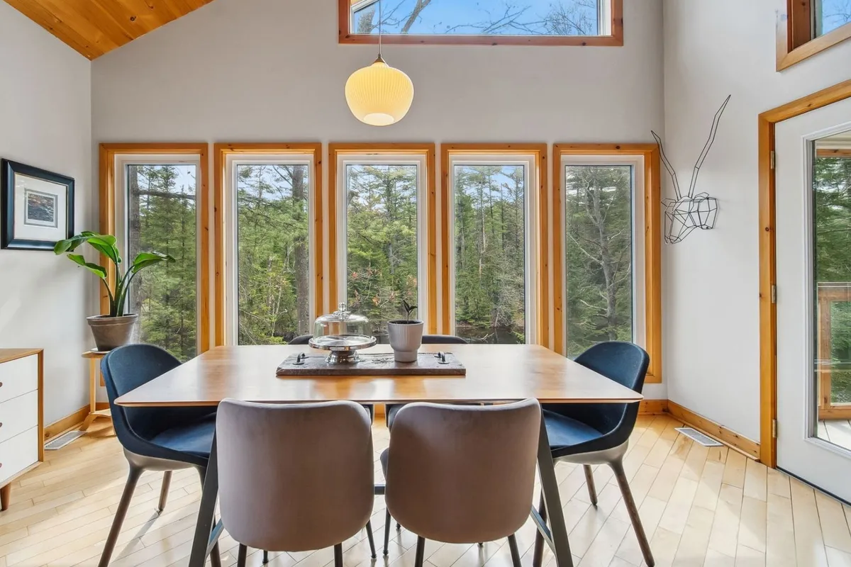 3309 Riverdale Drive, ON L0K 2B0