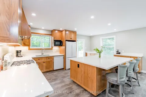 1941 Vespra Valley Road, ON L0L 1Y2