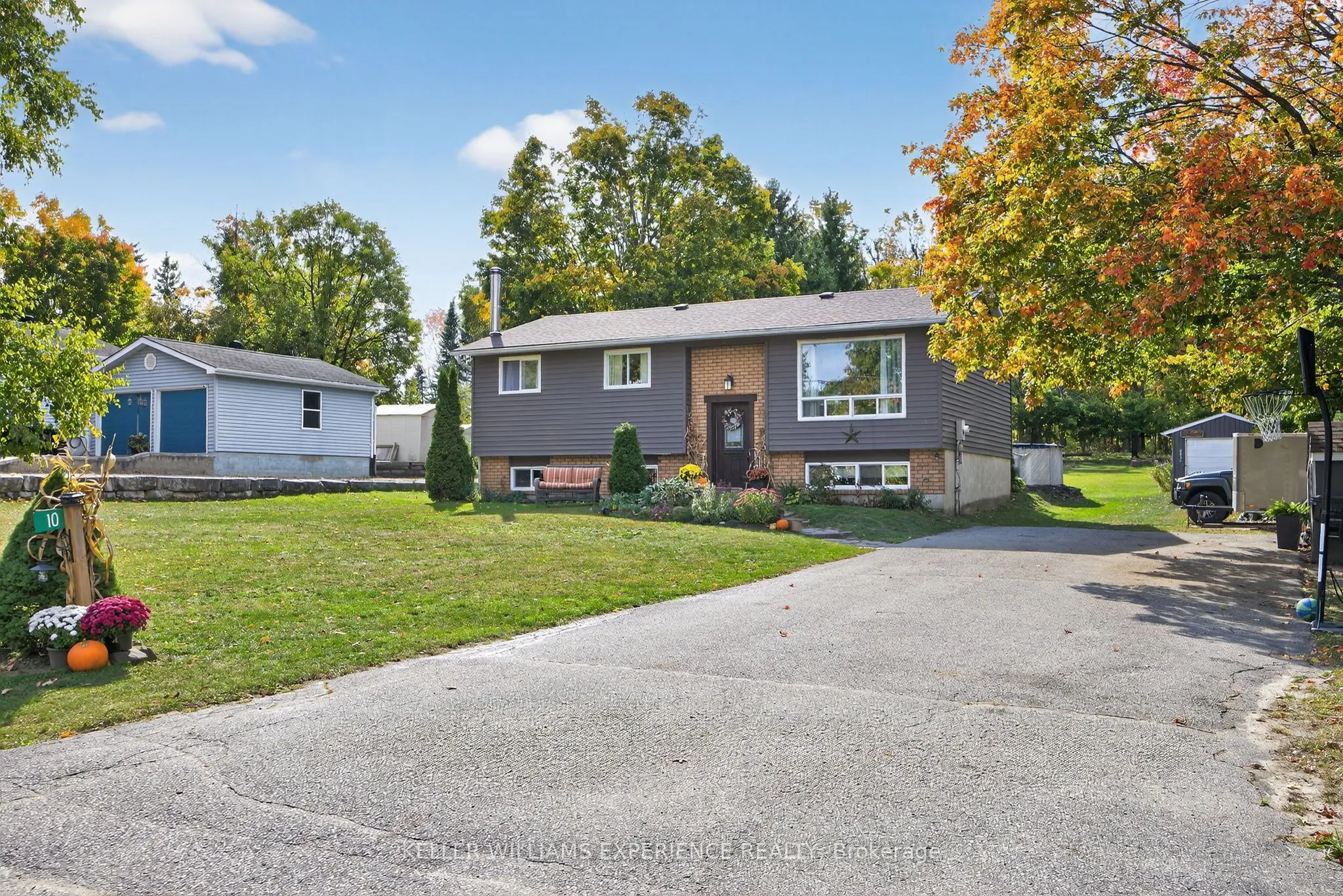 10 Conder Drive, ON L0K 1E0