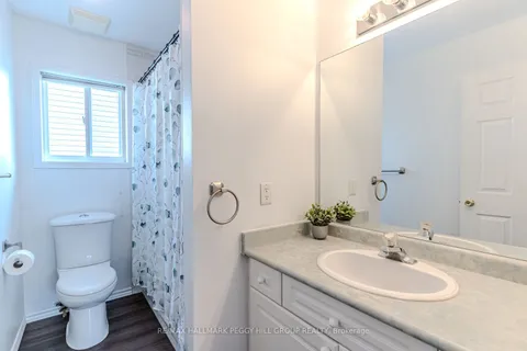 51 Golden Eagle Way, ON L4M 6P8