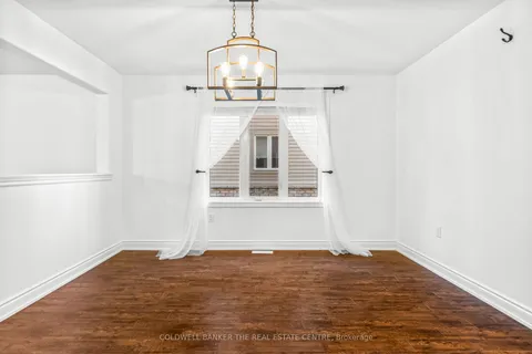 3086 Emperor Drive, ON L3V 0G4