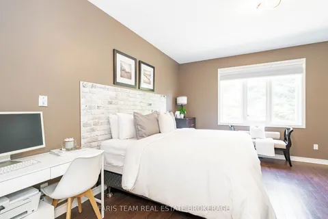 103 41st Street, ON L9Z 3B6