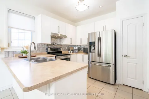 103 41st Street, ON L9Z 3B6