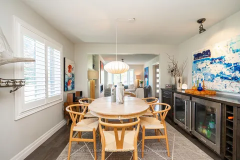 1 Lilac Lane, ON L9X 0N4