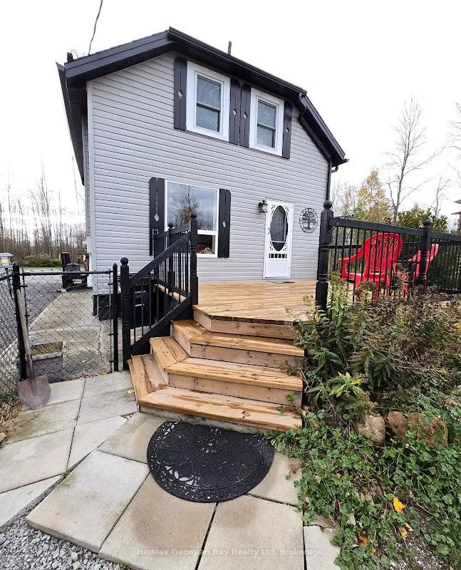 2066 IRISH Line, ON L0K 1E0