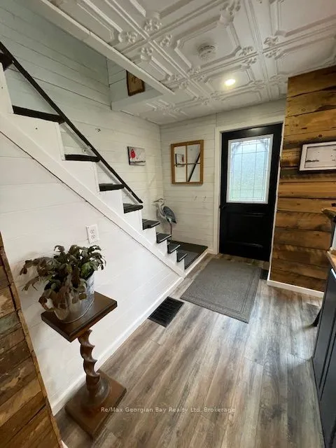 2066 IRISH Line, ON L0K 1E0