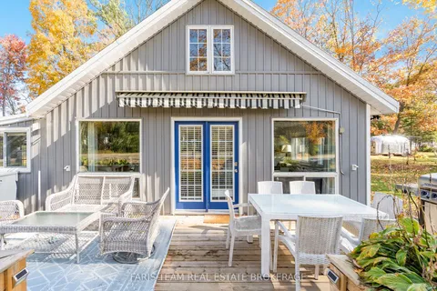 53 Playfair Drive, ON L0K 2C0