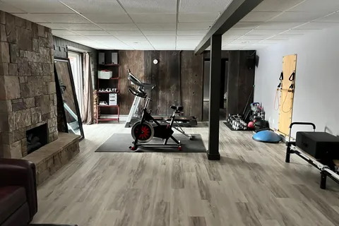 595 Big Bay Point Road, ON L4N 3Z9