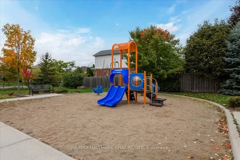 90 Sovereigns Gate, ON L4N 0Y9