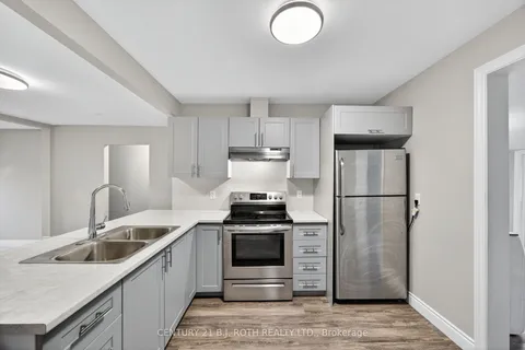 155 Penetang Street, ON L4M 1V9