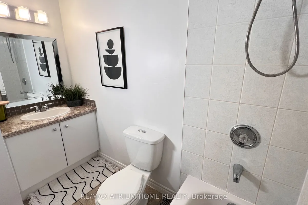 124 Monique Crescent, ON L4M 6Y8