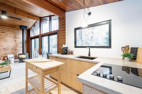 7475 Island Crescent, ON L0K 2B0