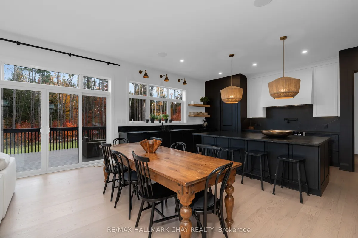 72 Georgian Grande Drive, ON L0K 1E0