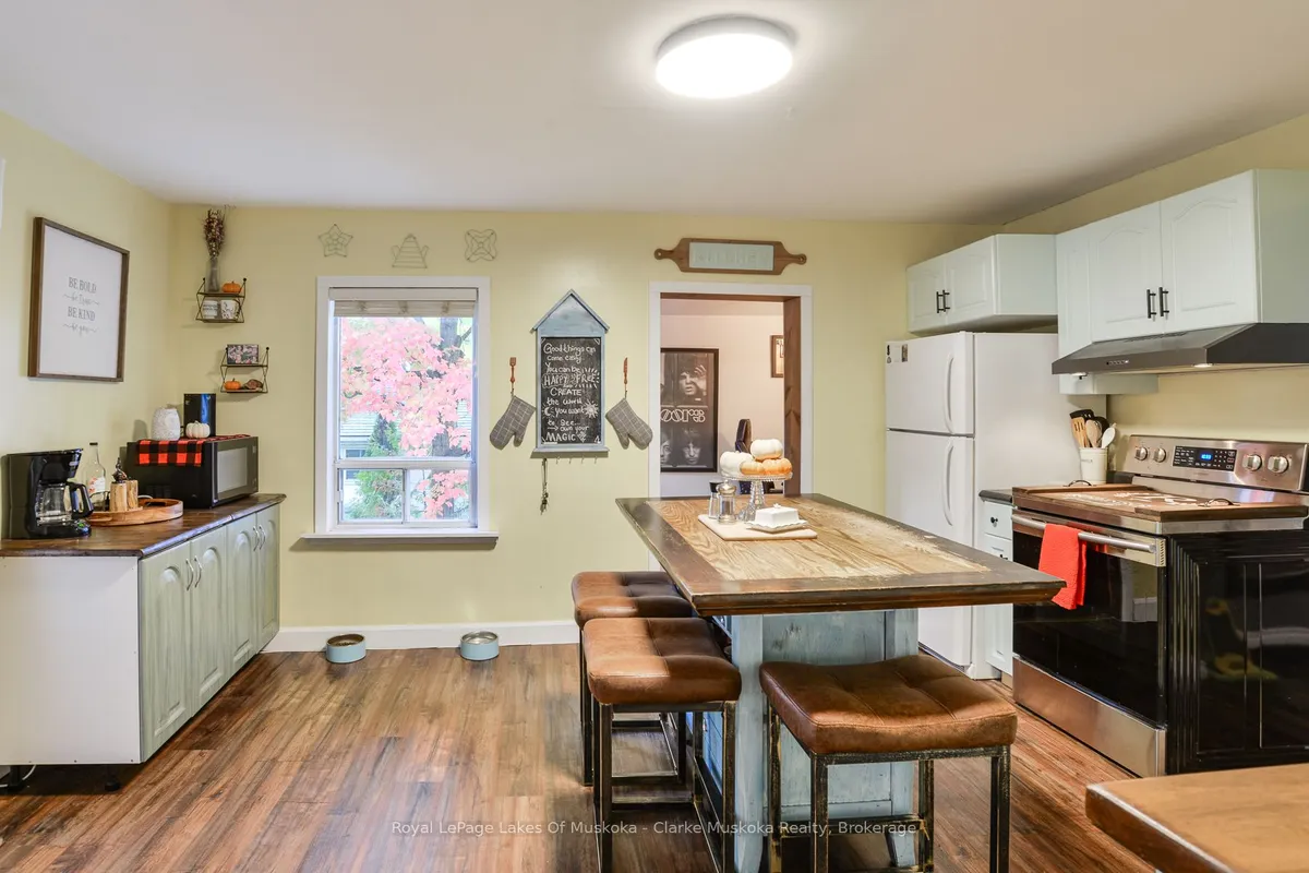 313 Ouida Street, ON L0K 2C0