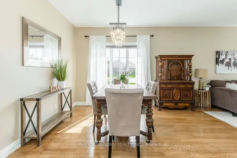 1 Bloxham Place, ON L4N 9K3