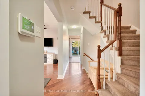 104 Pickett Crescent, ON L4N 8B9