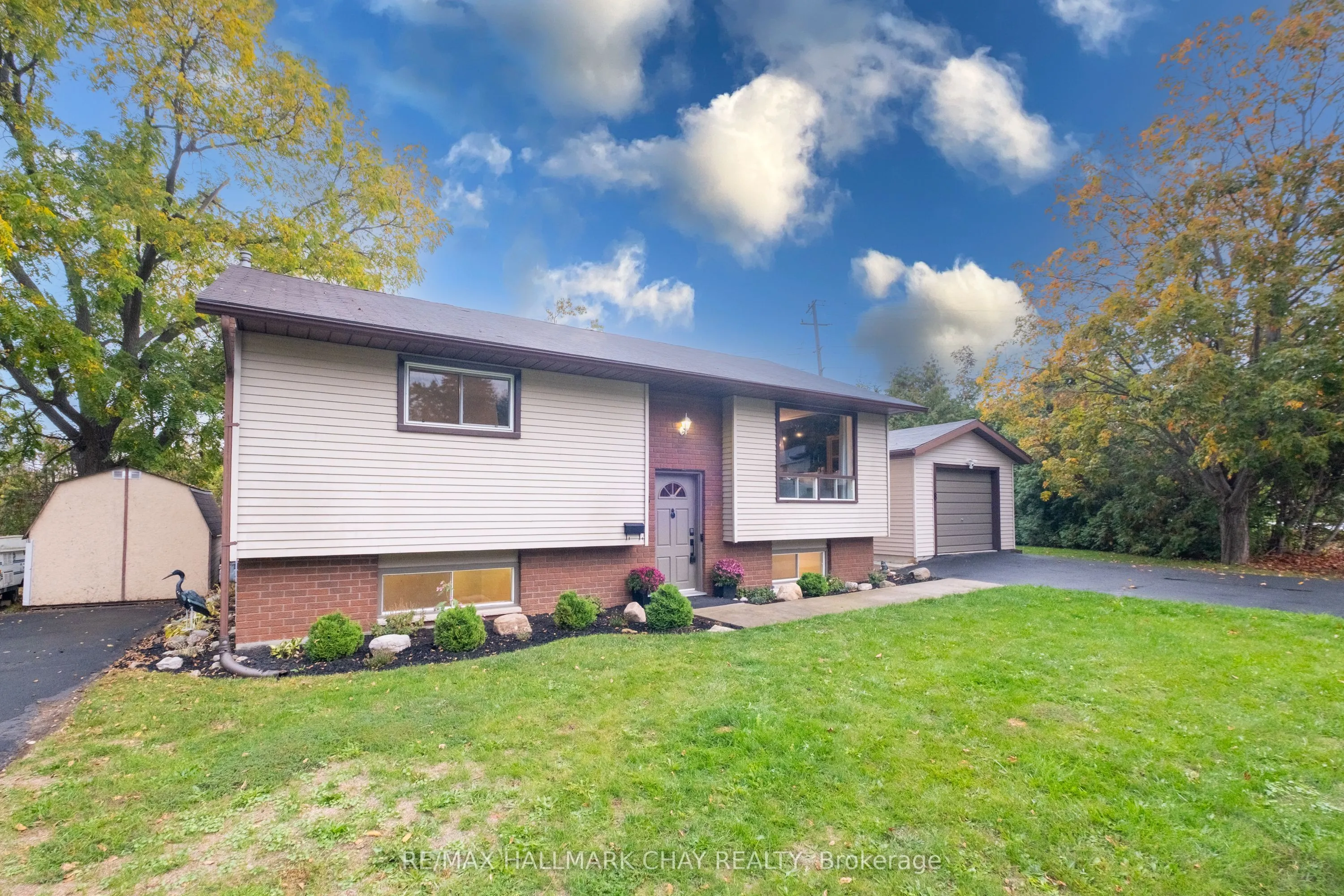 8 First Street, ON L3V 4A8