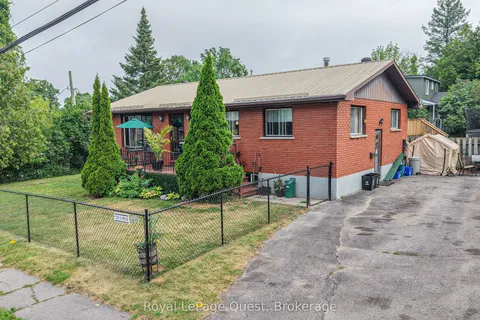 129 Simcoe Street, ON L3V 1G8