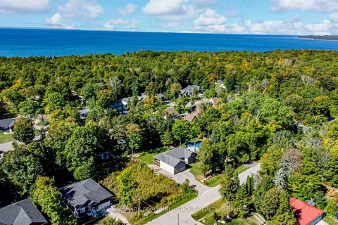 122 Trout Lane, ON L9M 0J1