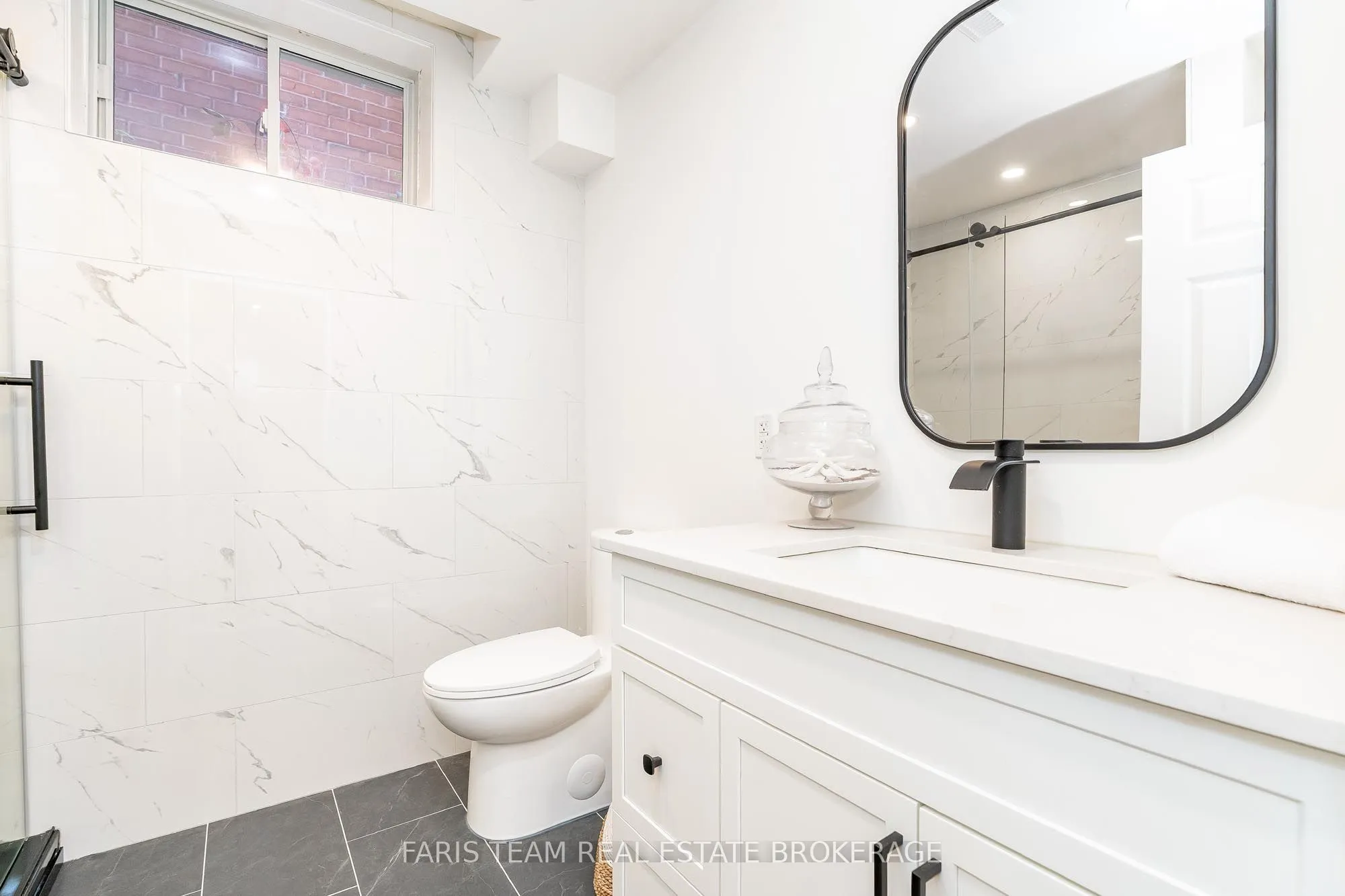 102 Country Lane, ON L4N 0N3