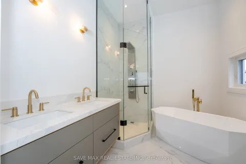 3775 Sunbank Crescent, ON L3V 6H3