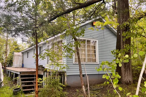 152 Beck Street, ON L9Z 2K7