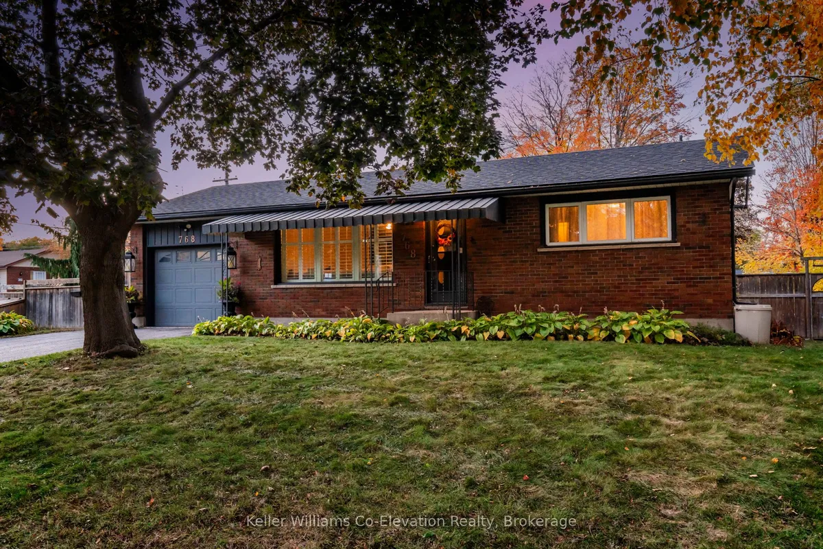 768 Bay Street, ON L4R 1M4