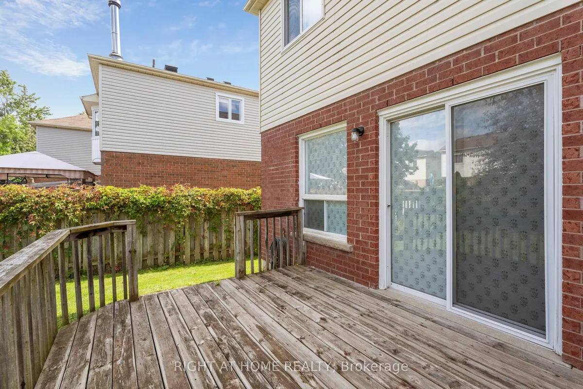 115 Laidlaw Drive, ON L4N 7R9