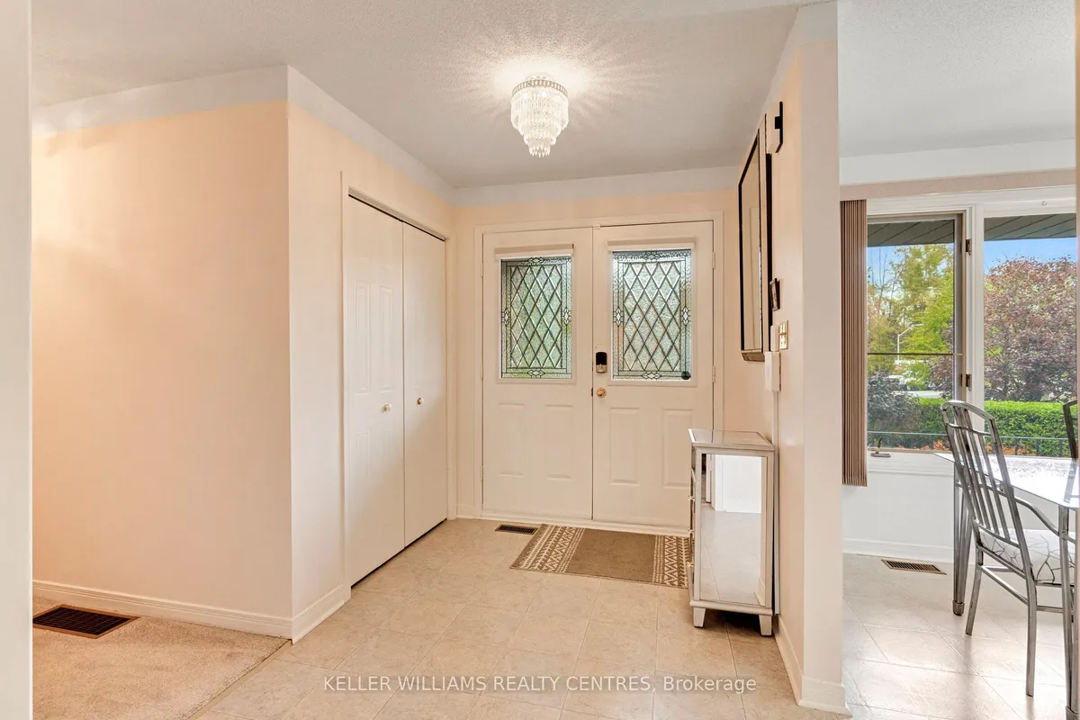 11 Birchmount Circle, ON L9Z 1H8