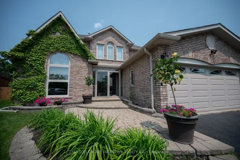 10 Gordon Court, ON L4N 7A4