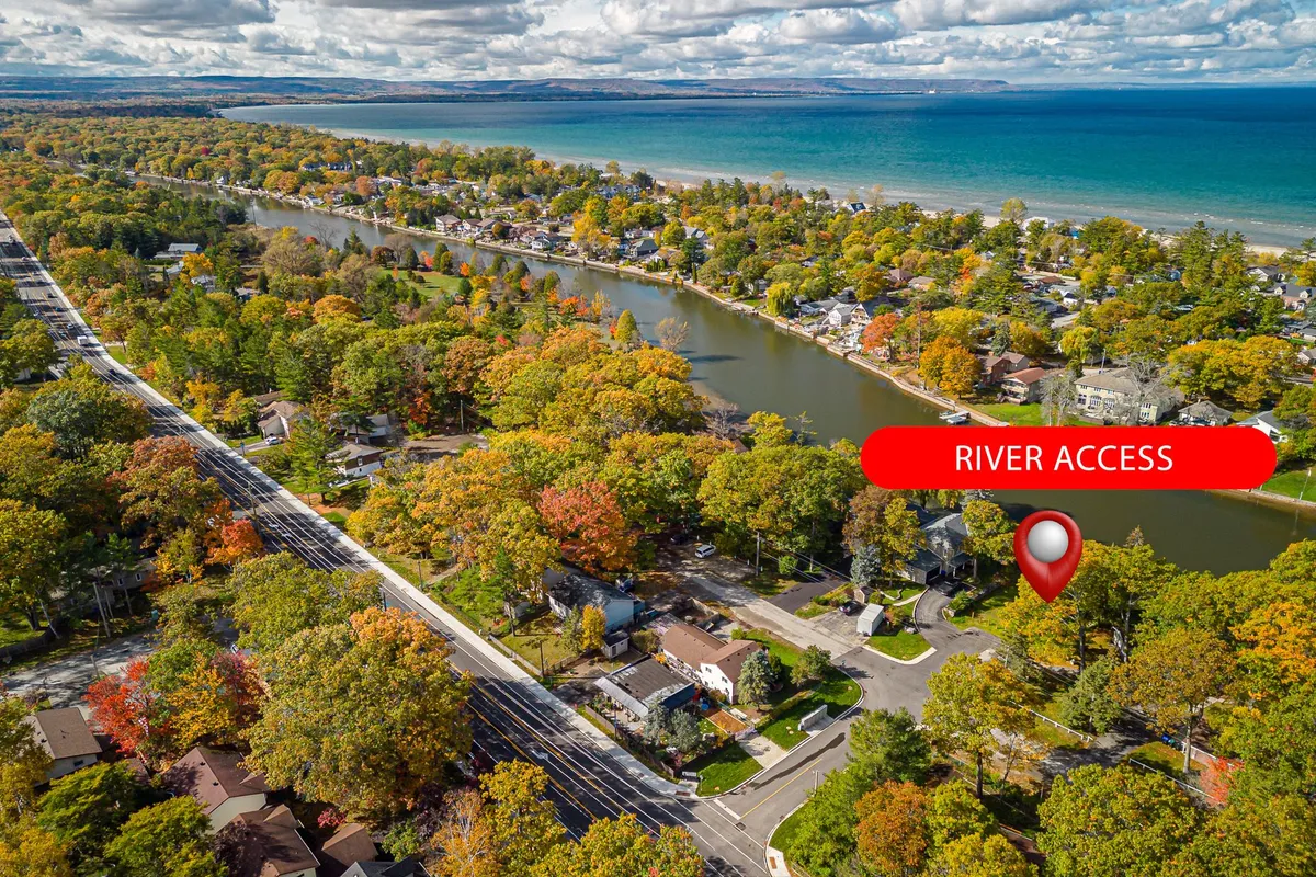 24 Indianola Crescent, ON L9Z 2W3