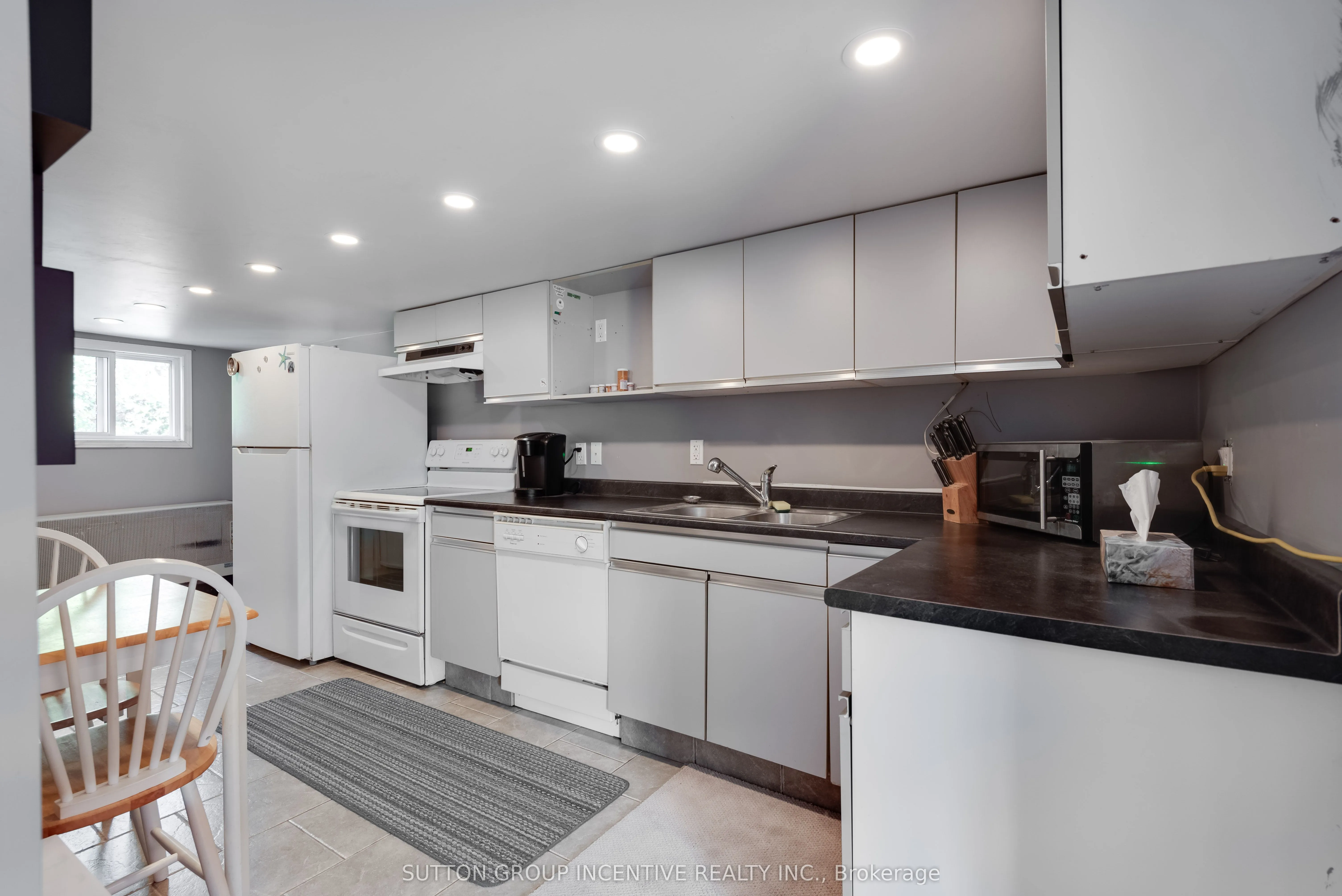 87 Dunlop Street, ON L3V 5P3