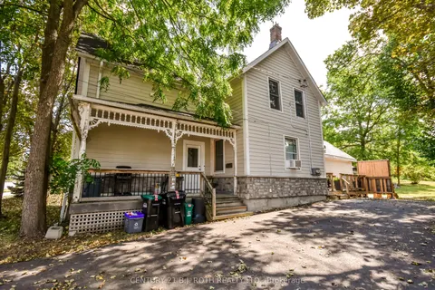 57 Penetang Street, ON L4M 1V5