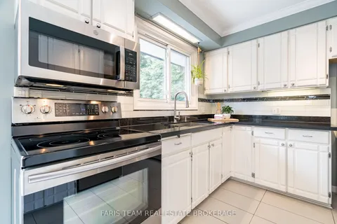 27 Ottaway Avenue, ON L4M 2W6