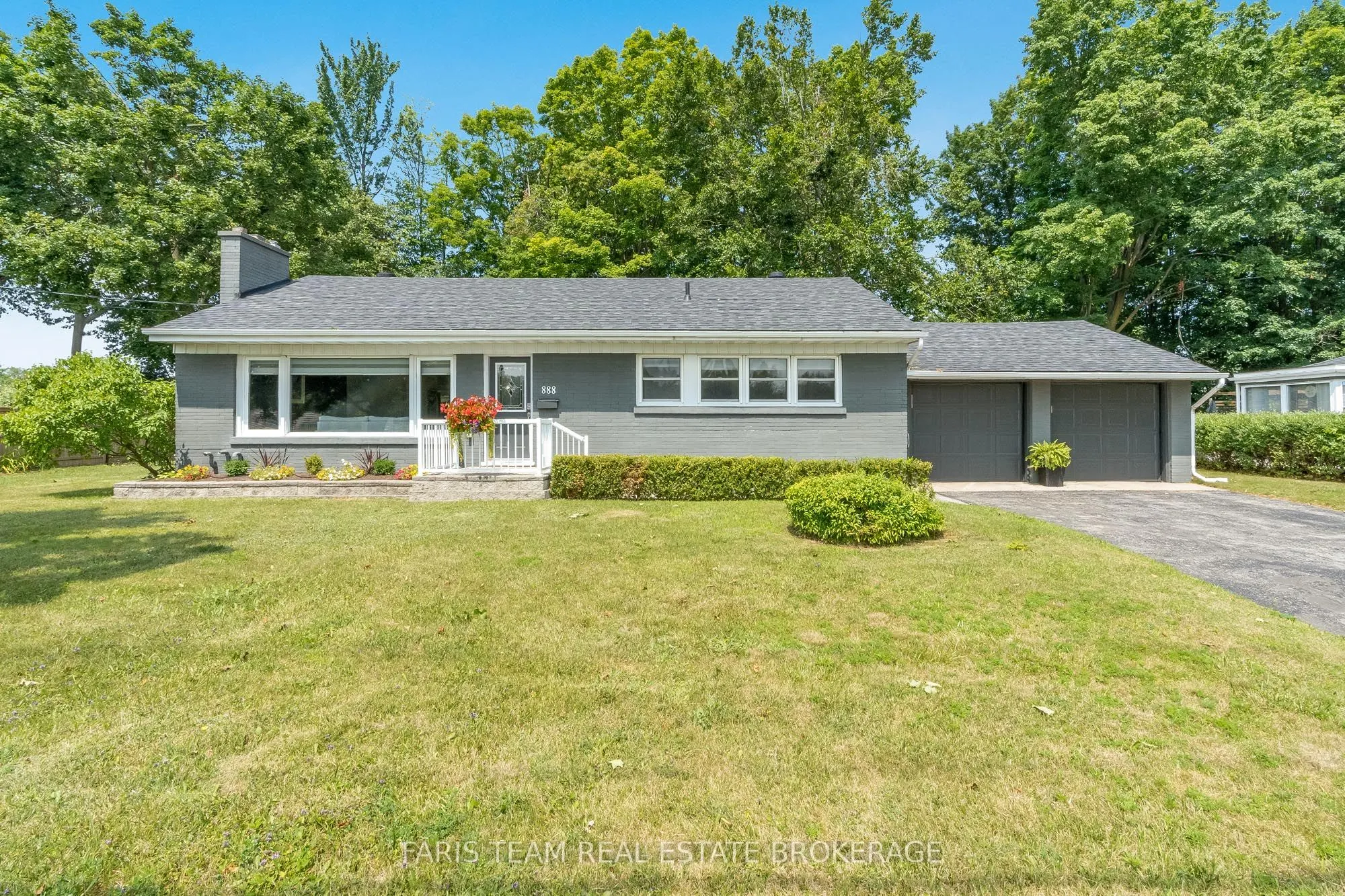 888 Hugel Avenue, ON L4R 1X6