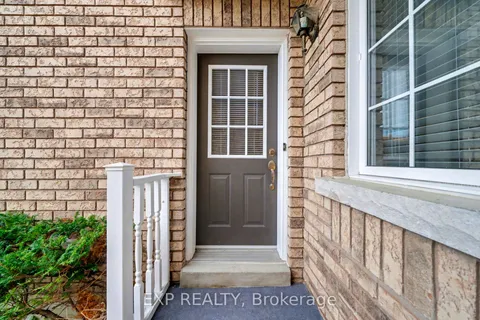 56 Hawthorne Crescent, ON L4N 9Y7