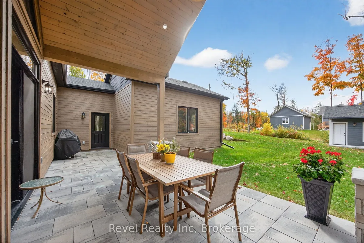 2 Seguin Crescent, ON L9M 0C9